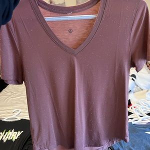 the white is normal on it, there’s no tag but I usually buy 4 or 6